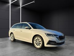 SKODA Octavia Combi 2.0TDI Style|VirtualCockpit|Matrix