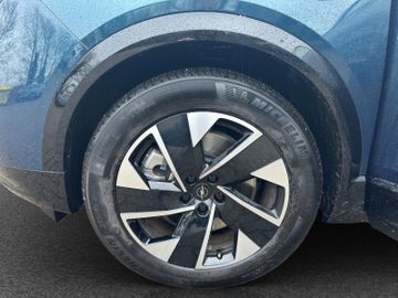 Fotografie 16 des Opel Grandland (X) Grandland 1.2 Ultimate Allwetter Matrix Head-Up