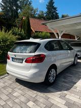 BMW F45 218i Active Tourer Advantage - BMW 2er Reihe von privat