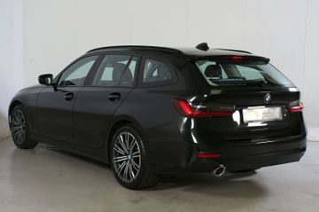 BMW 320 - 4