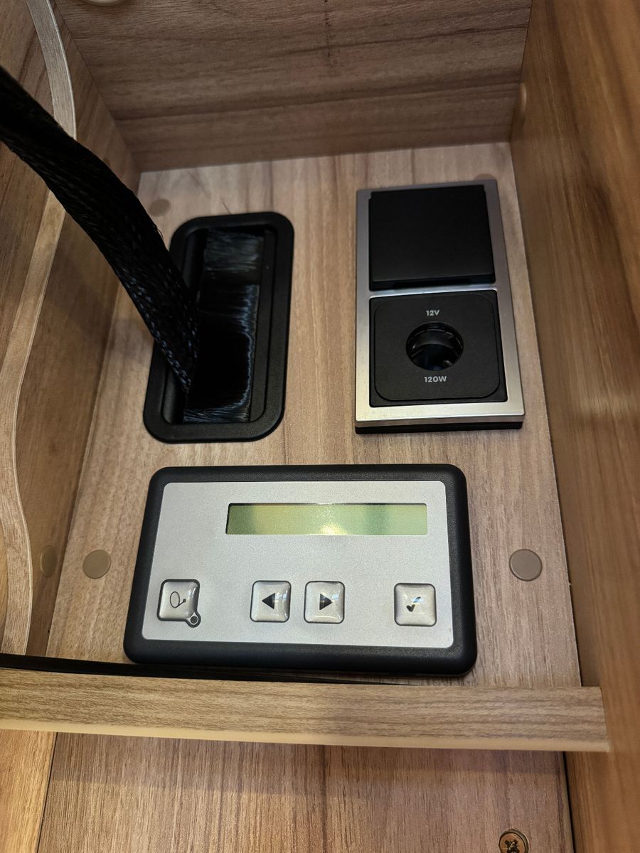 Fahrzeugabbildung HYMER / ERIBA / HYMERCAR ML-T 570 60 EDITION MB SPRINTER 316 CDI 7GT SHZD