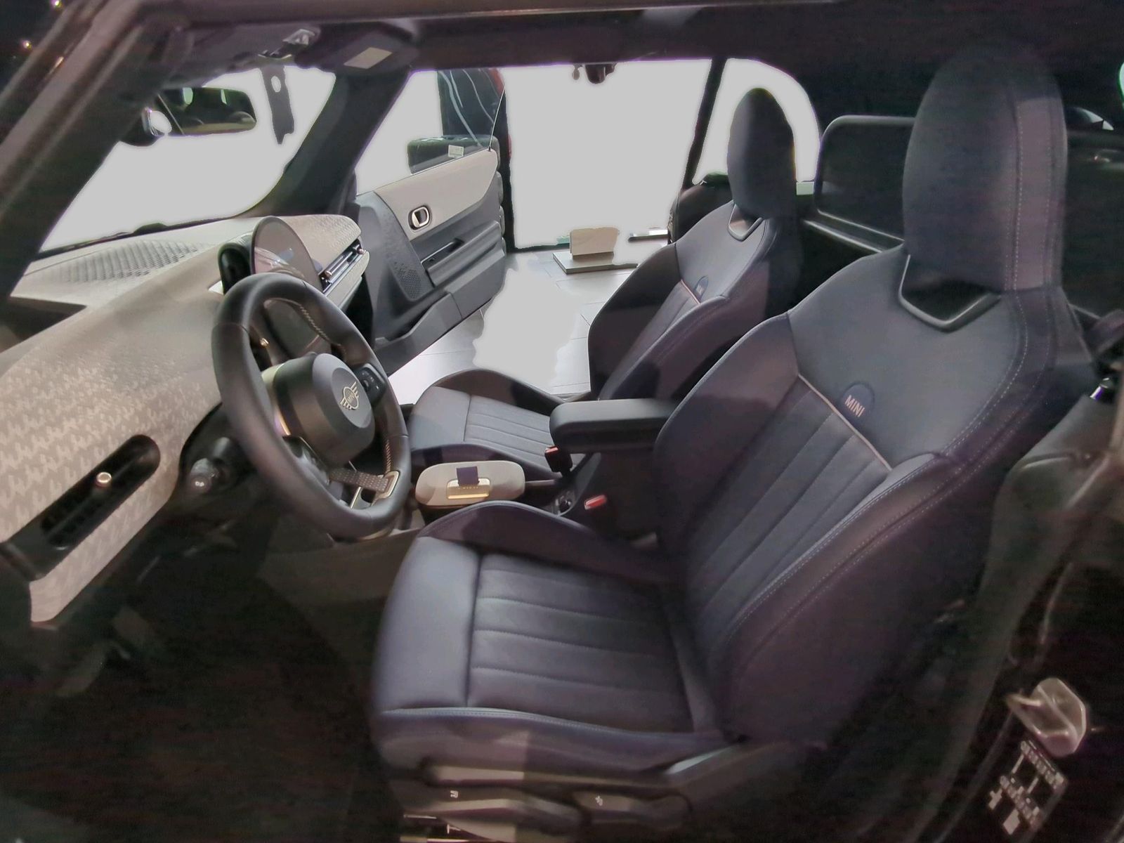 MINI Cooper Cabrio - Bild 11