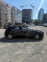 Mercedes-Benz A 180 Automatik | Apple Car Play | 98.000km - Mercedes-Benz A 180 Gebrauchtwagen in Frankfurt