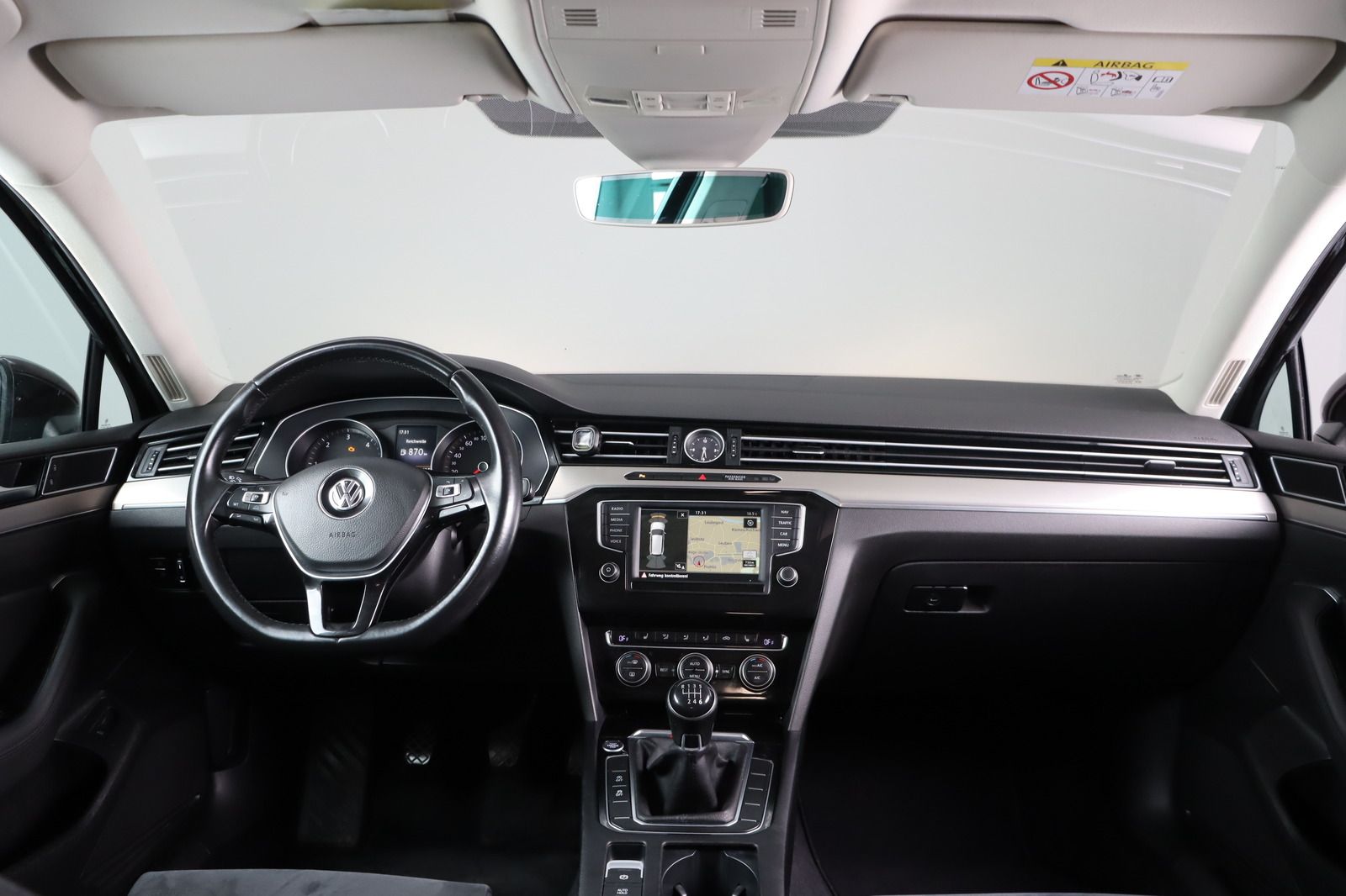 Fahrzeugabbildung Volkswagen Passat 4MOTION * Navi * LED * Massage
