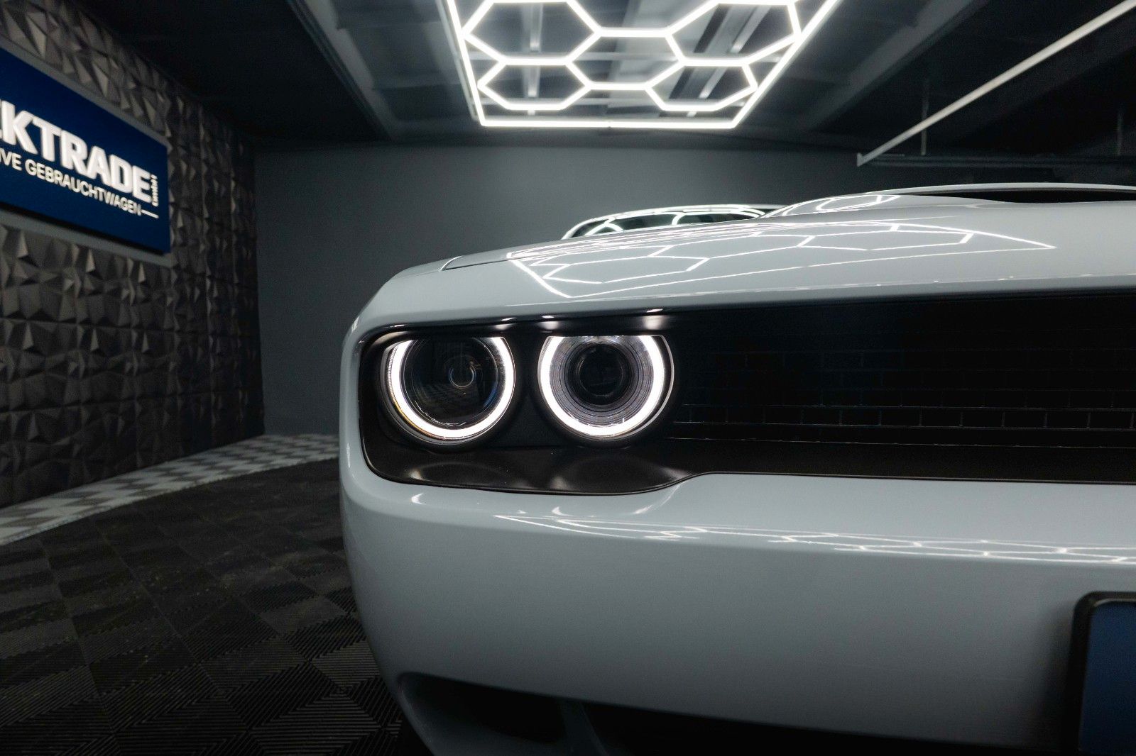 Fahrzeugabbildung Dodge Challenger 3.6 V6 4x4 GT SRT Styling *LED*19%*