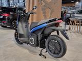 Seat Mo eScooter 50 LED Bluetooth abnehmbare Batterie - Seat Roller