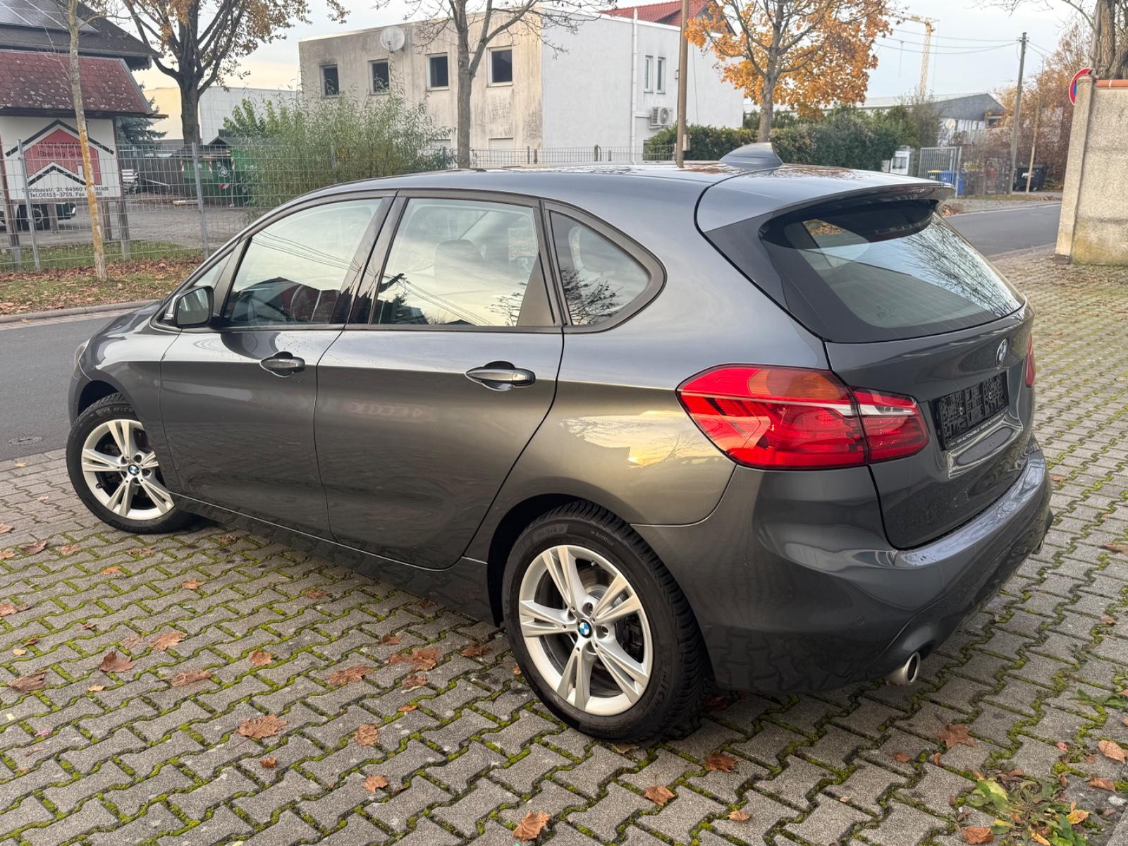 BMW 220*ACTIVE*TOURER*KLIMA*SHZ*NAVI*PDC*TÜV*141KW