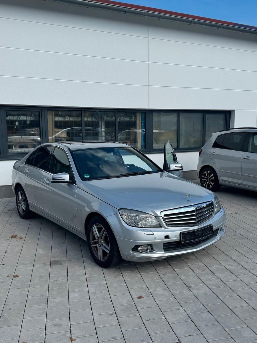 Mercedes-Benz C 220