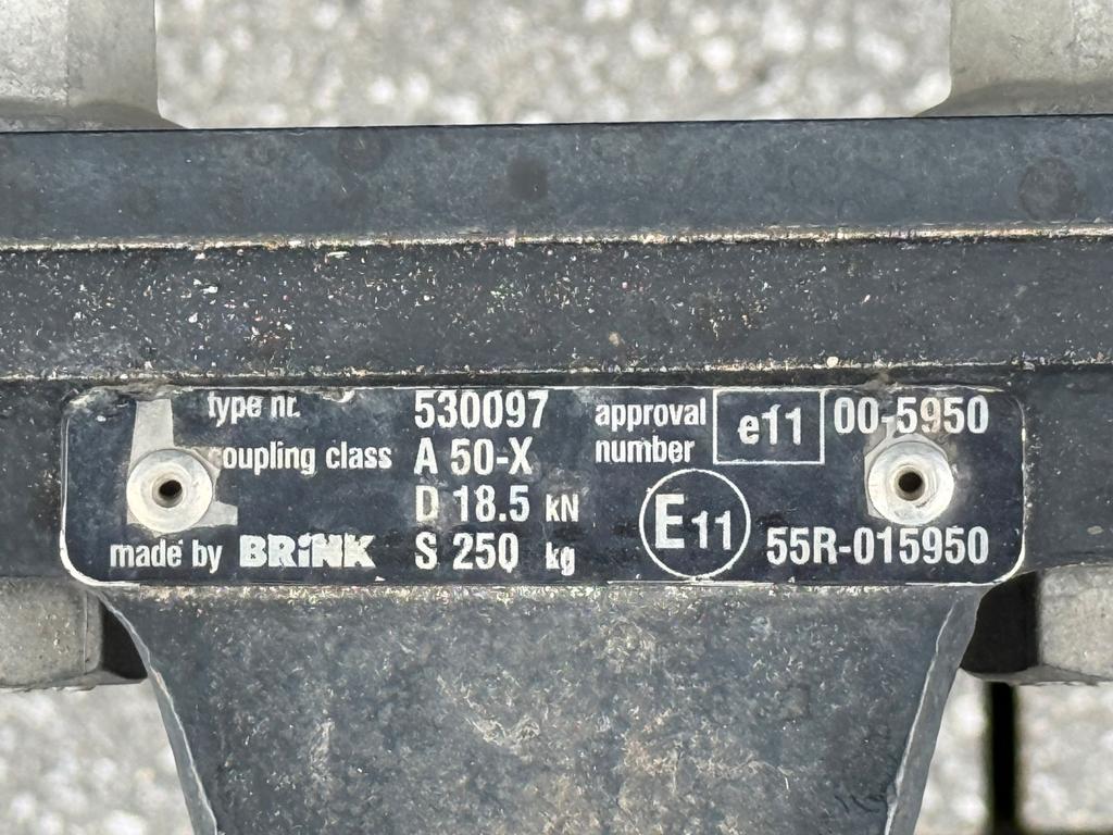 Mercedes-Benz V 220