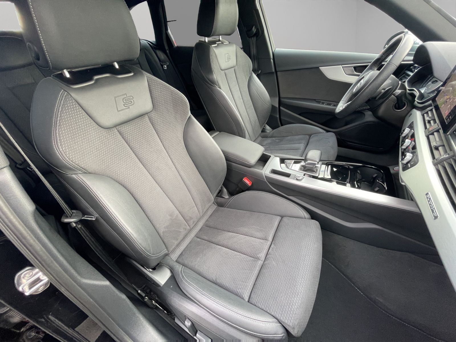 Audi S4 - Bild 20
