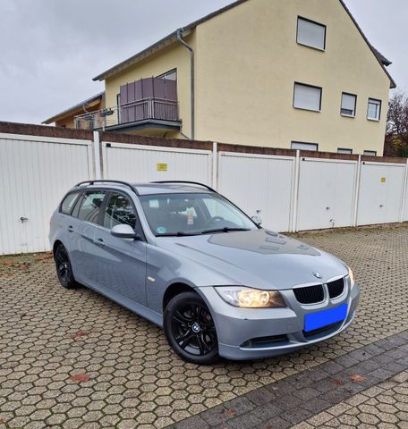 BMW 320i Touring  E91 / TÜV NEU! Viele Teile Neu