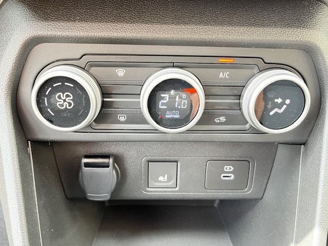 Fahrzeugabbildung Dacia Sandero Stepway Extreme+ TCe 110