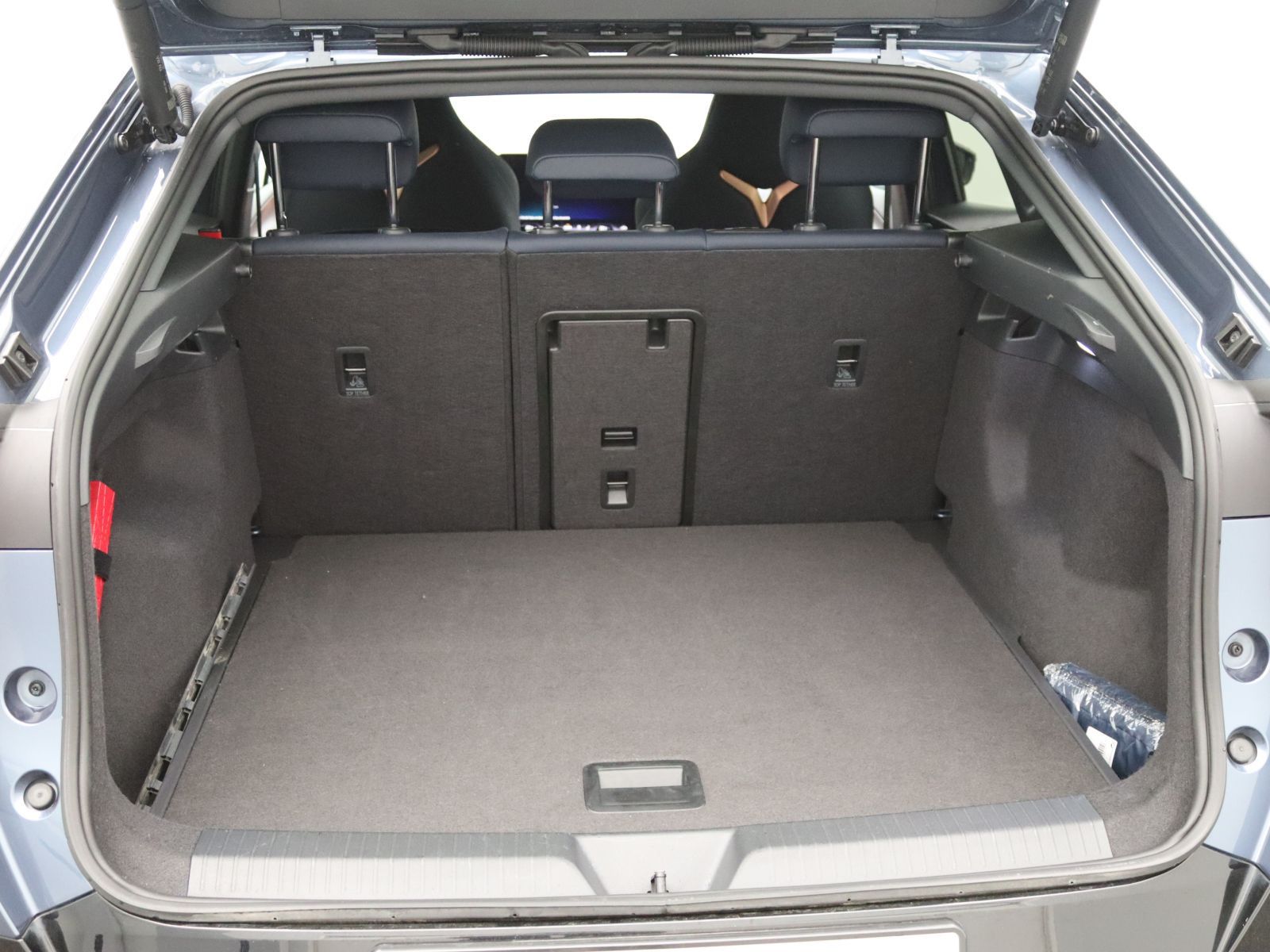 Cupra Tavascan - Bild 8