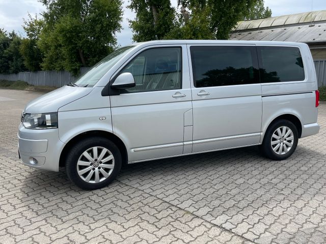 Volkswagen T5 Transporter Bus Multivan Highline