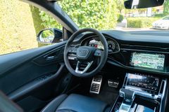 AUDI RSQ8 TFSI quattro/ AHK/ RS ESSENTIAL/ KERAMIK AUDI RSQ8 TFSI quattro/ AHK/ RS ESSENTIAL/ KERAMIK