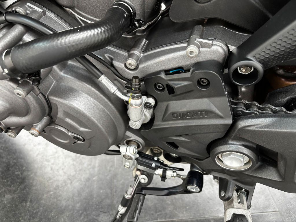 Fahrzeugabbildung Ducati MONSTER PLUS 937 *1.HAND/TOP GEPFLEGT*