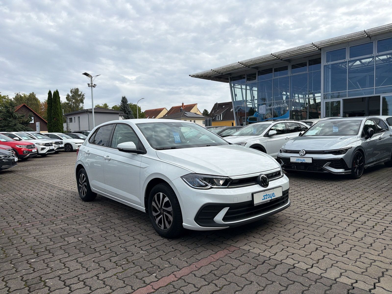 Polo Active Apple CarPlay Sitz Klima PDC v+h Act