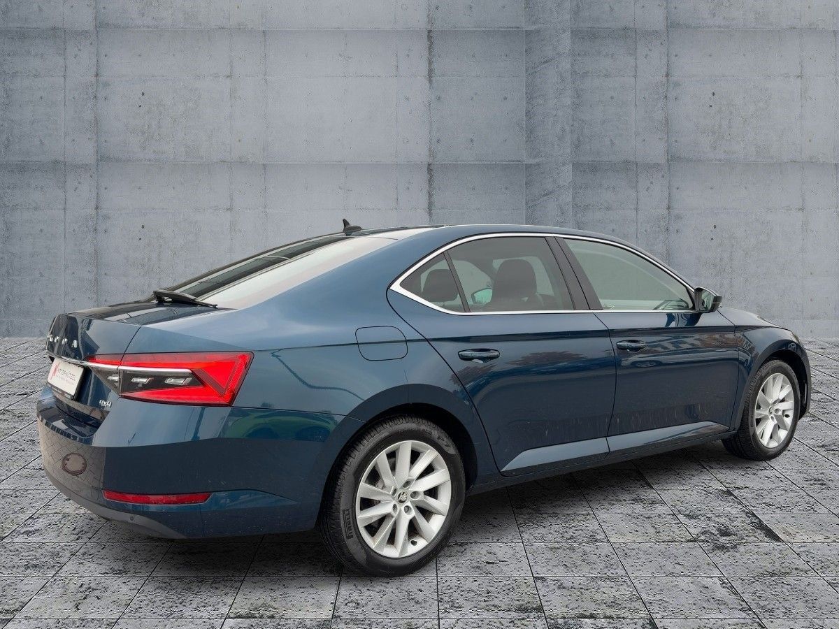 Skoda Superb - Bild 6
