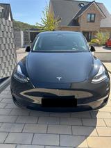 Tesla Model Y Long Range Dual Motor AWD Long Range - Tesla Model Y: Limousine