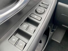 Fahrzeugabbildung Hyundai i30 1.0 T-GDI AAC SHZ KAMERA ALU ALLWETTER