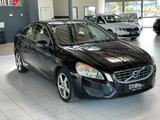 Volvo S60 Lim. Momentum Automatik //Wasserverlust// - Volvo S60: Momentum