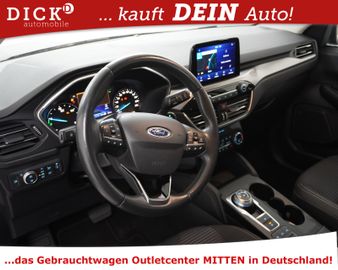 Ford Kuga - 10