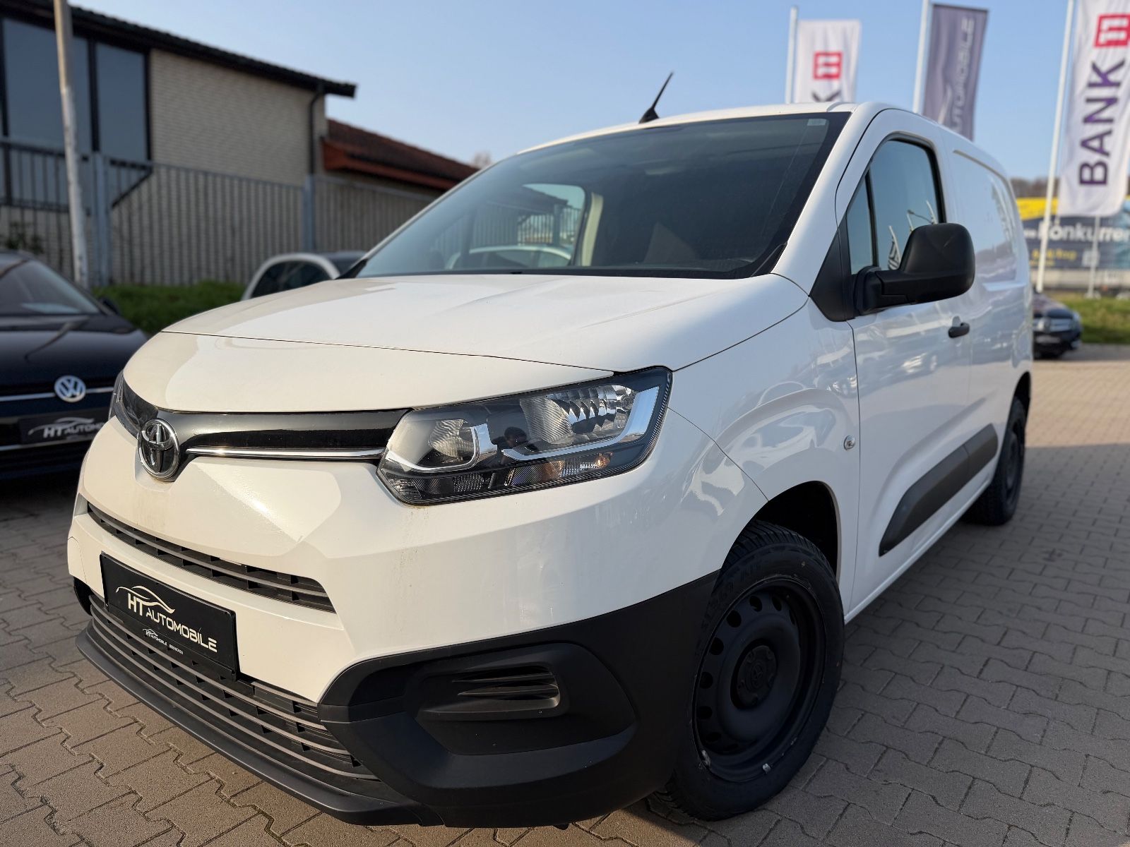 Toyota Proace (Verso) 2021, 1.5D dīzelis, Manuāls, Furgons, Balts — Latvijā
