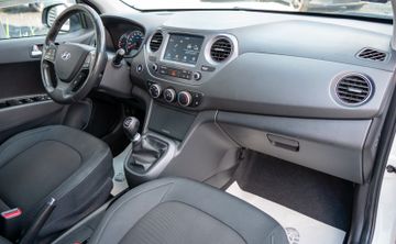 Fahrzeugabbildung Hyundai i10 Trend 1.HAND SHZ|LHZ|APPLE|ANDROID|