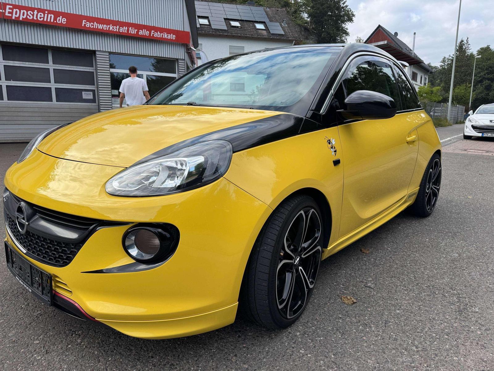 Opel Adam S 1.4T Recaro Vollschalensitze Teilleder 18