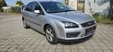 Ford Focus Lim. Sport - Ford Focus aus 2005: Kombi