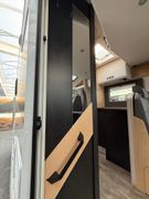 Sunlight T 68 5 Personen Fahrzeug + Automatik