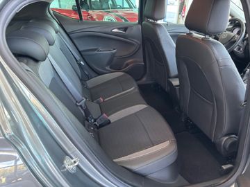 Opel Astra - 9