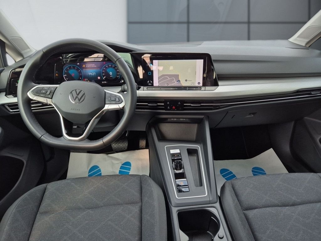 Golf VIII Variant 1.5 eTSI Life *DSG*LED*AHK*NAV