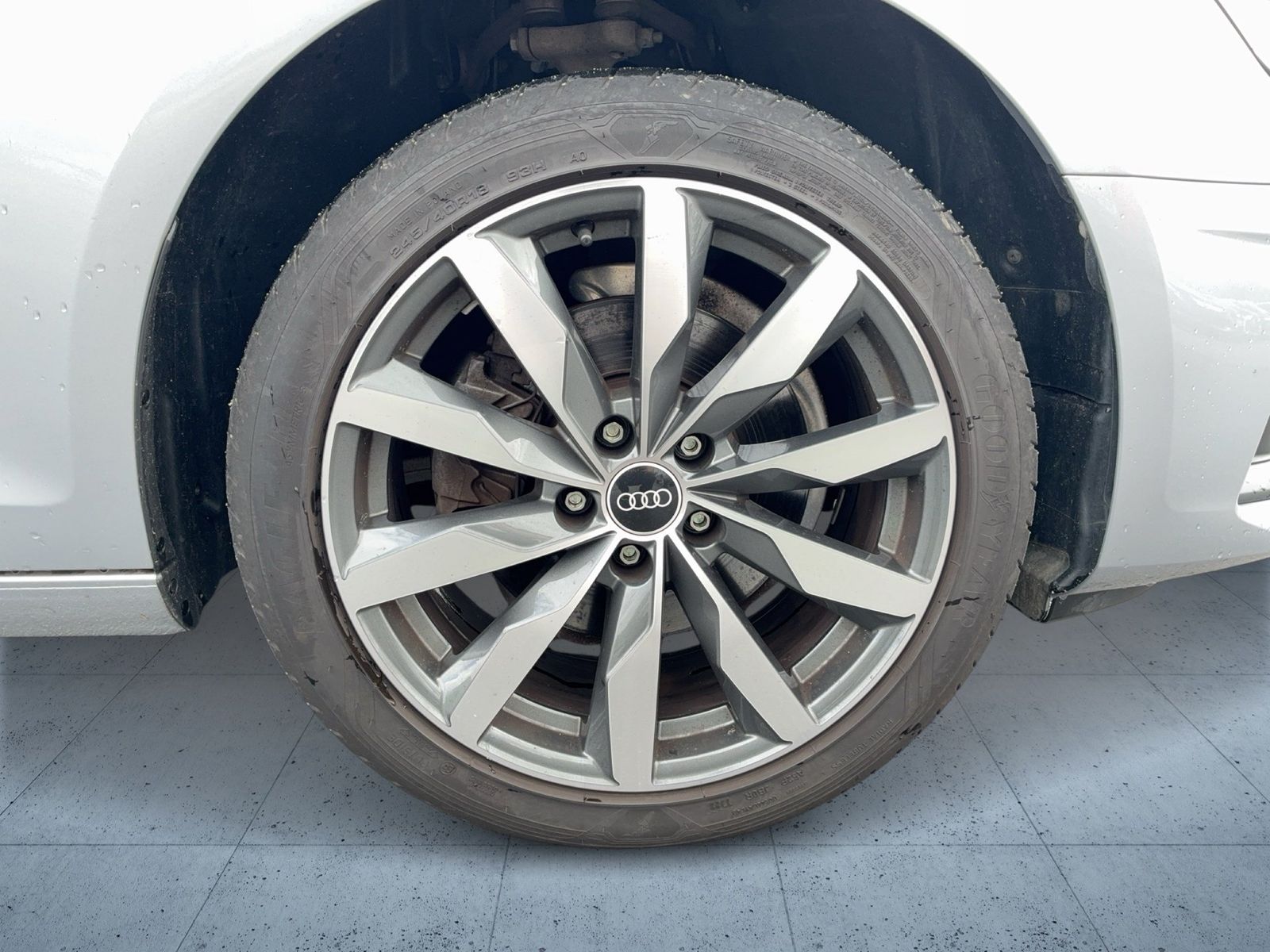 Audi A4 - Bild 8
