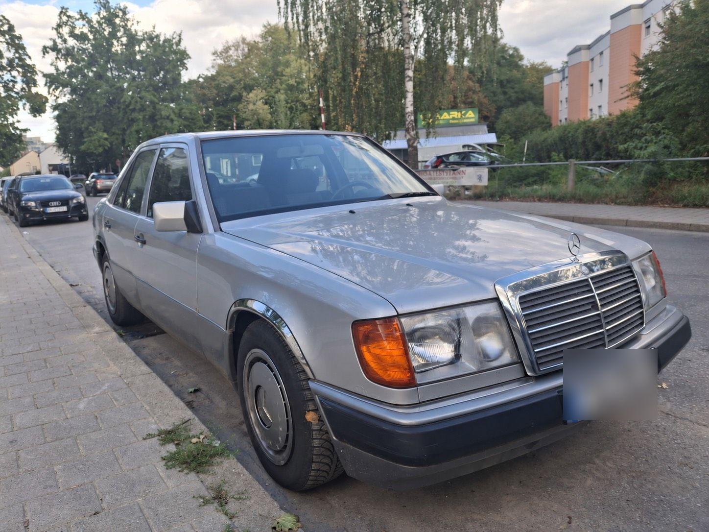Mercedes-Benz 200