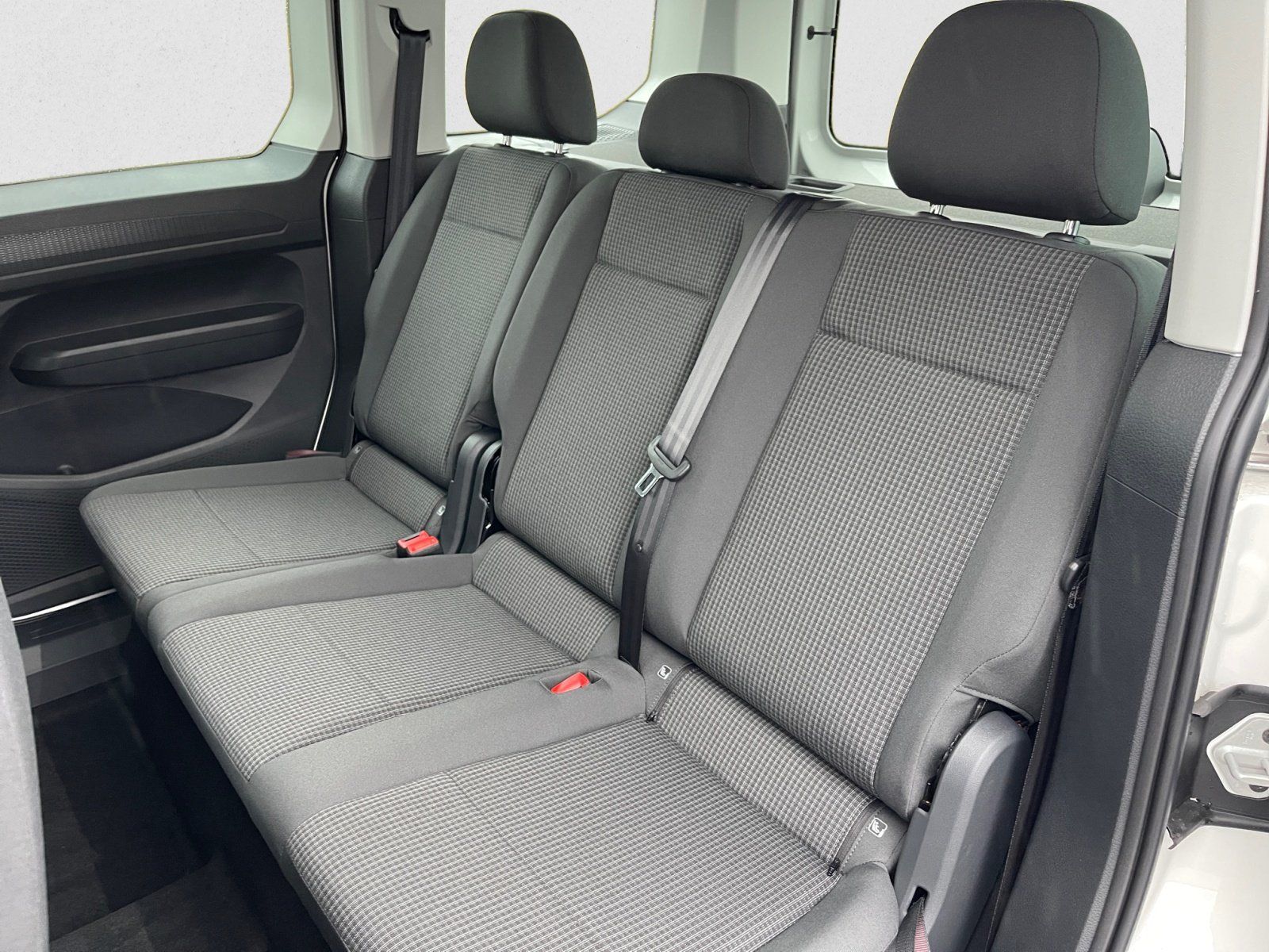 Volkswagen Caddy - Bild 10