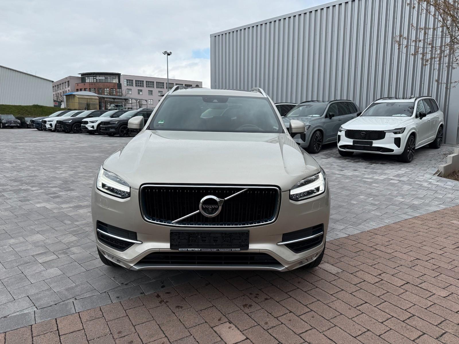 Volvo XC90 MOMENTUM +PANO+HUD+STANDHZG++++++++