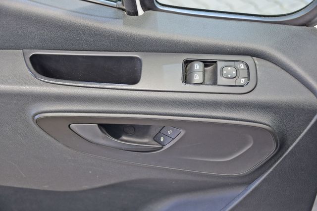 Fahrzeugabbildung Mercedes-Benz Sprinter 316 CDI Maxi Koffer Klima MBUX #74T067