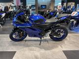 Yamaha YZF-R125    Zubehör inklusive  - YAMAHA NEU R1
