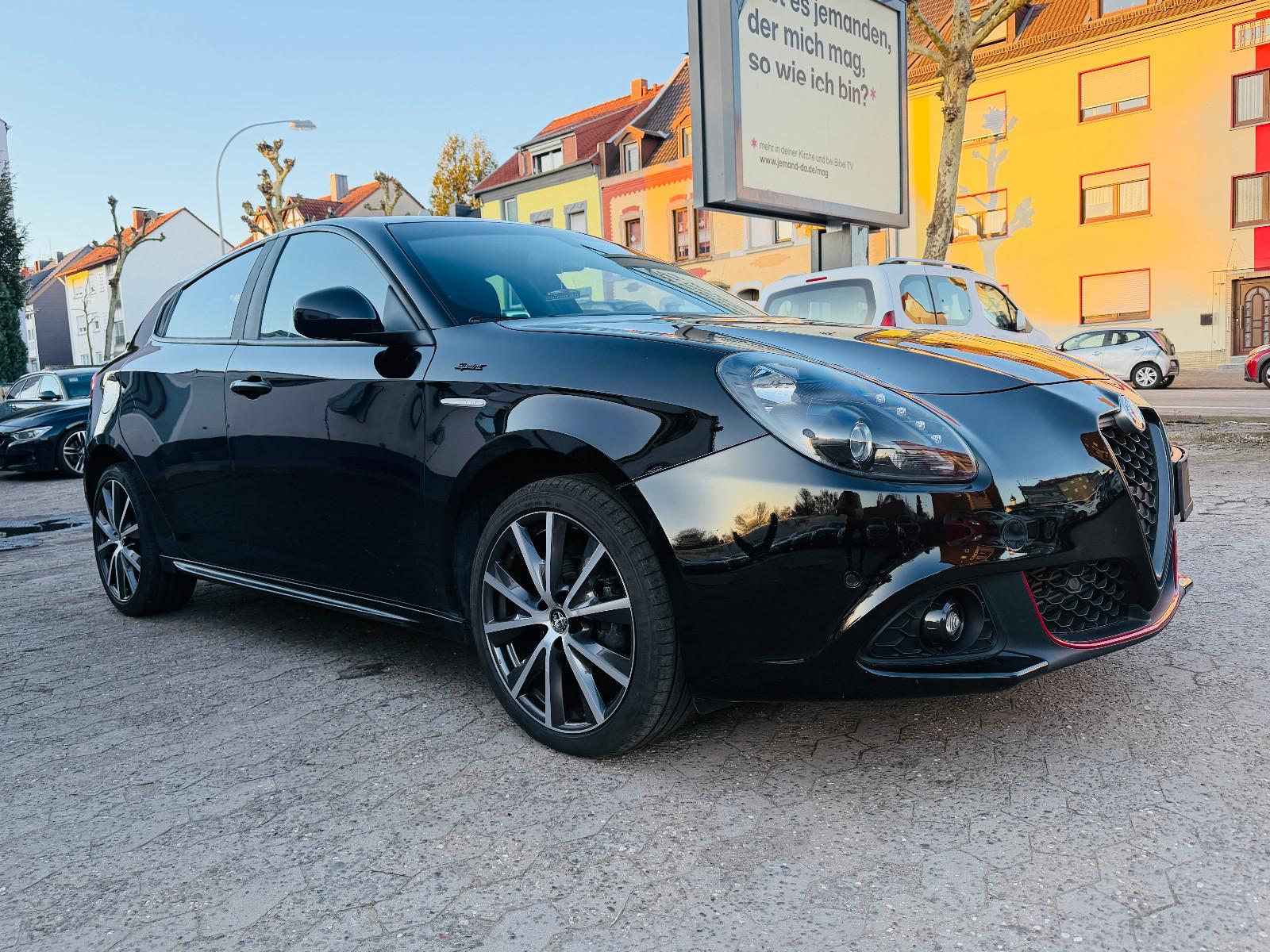 Alfa Romeo Giulietta 1.6 JTD Sport 1.Hand Navi Klimaaut PDC