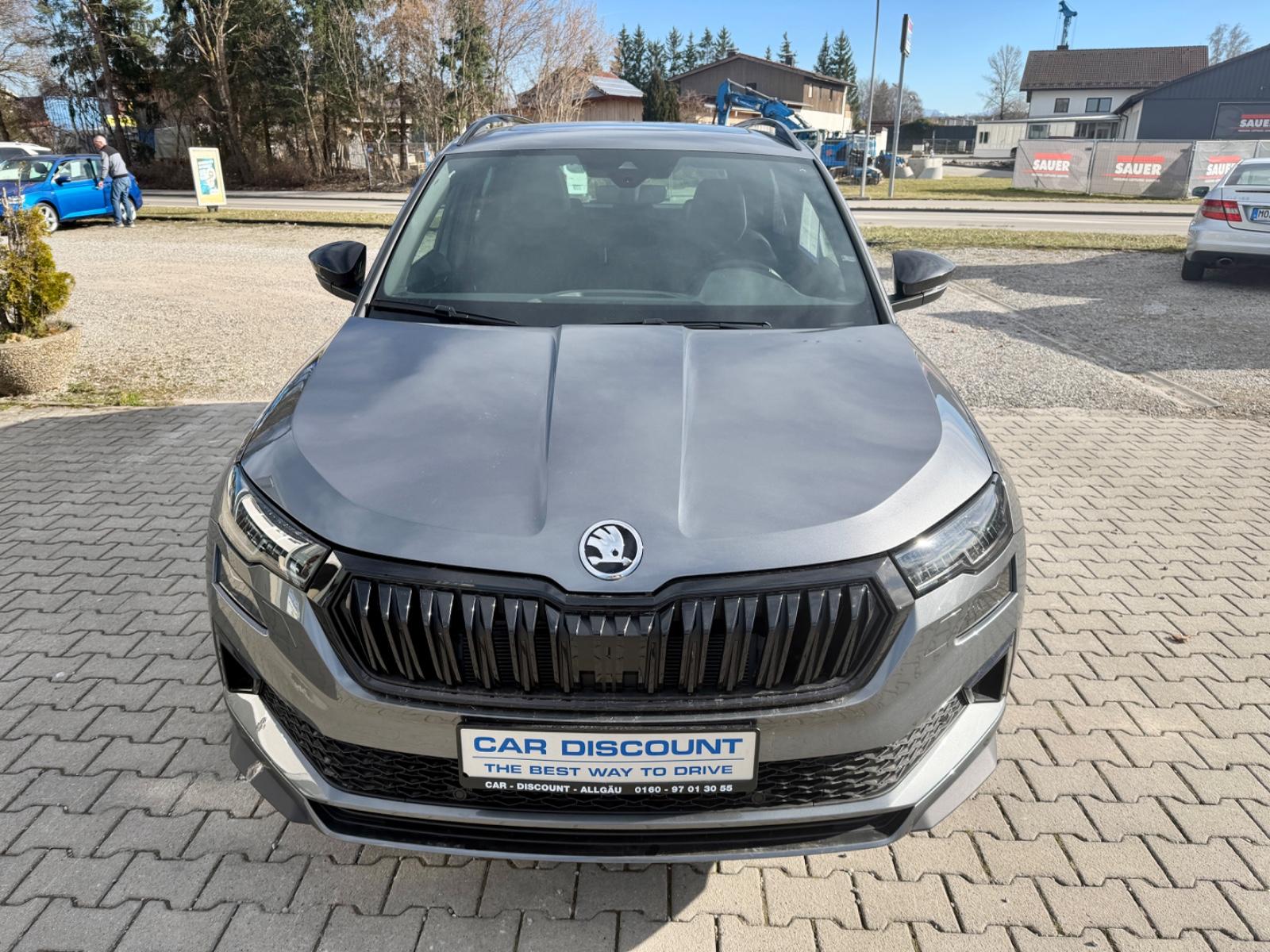 Skoda Karoq Sportline Facelift, Pano, AHK, 5 Jahre Gar