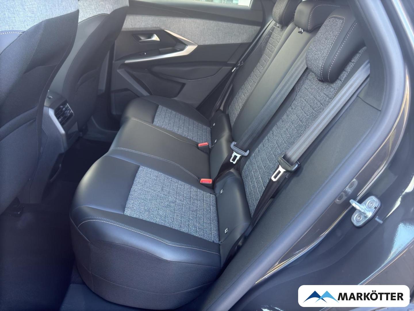 Peugeot 3008 AUT. *145 Allure Business 1.2*19 ZOLL*TEILL