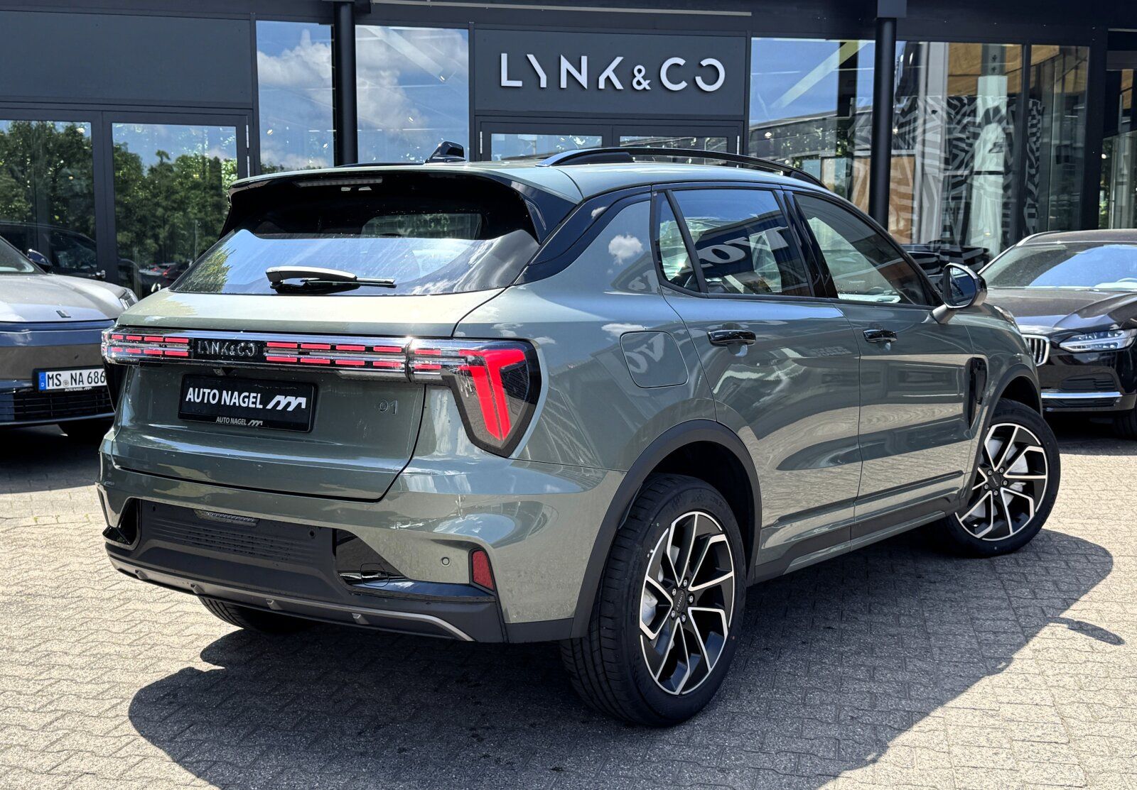 Lynk & Co 01