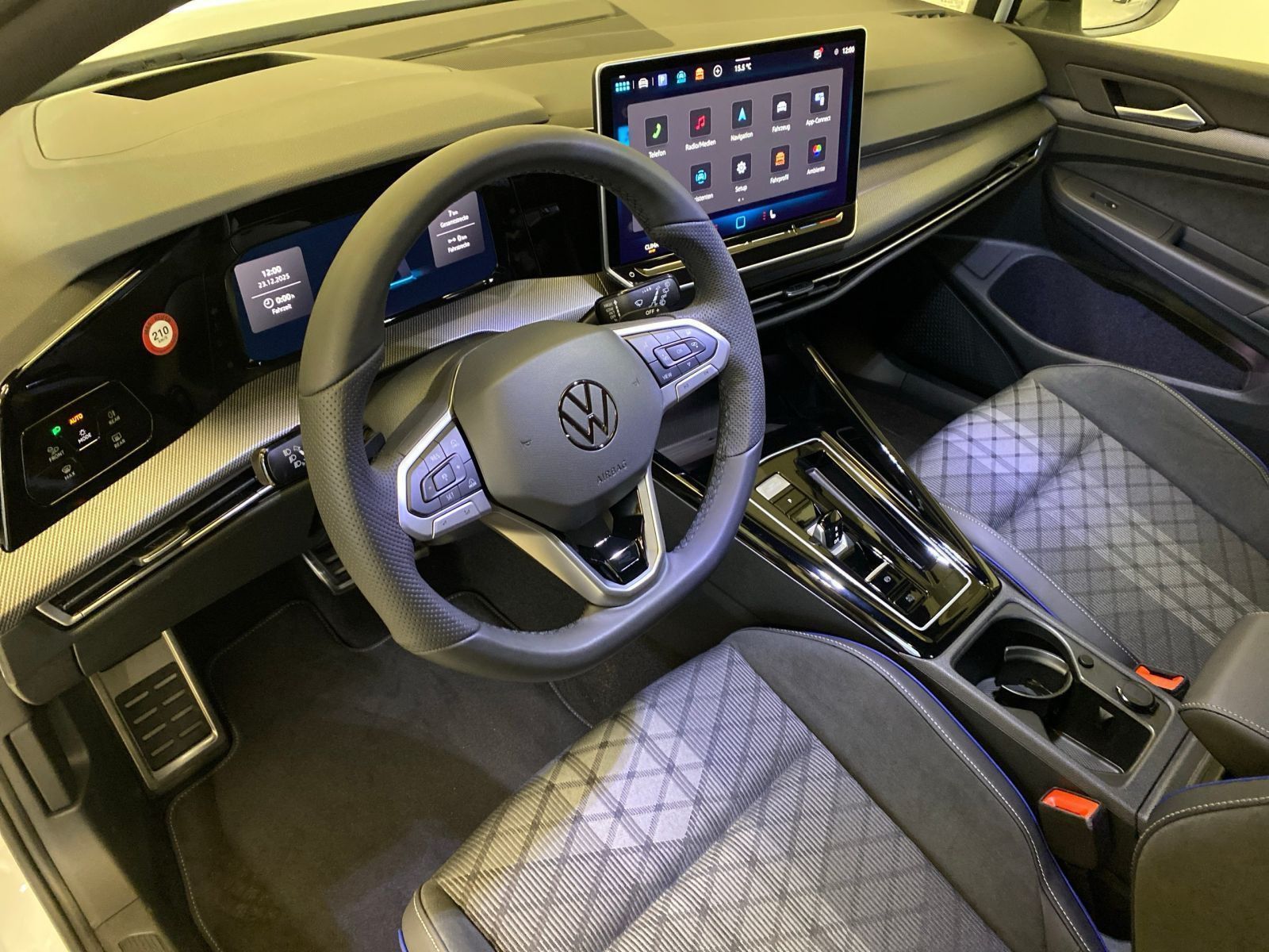 Volkswagen Golf - Bild 7