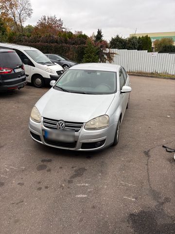 Volkswagen VW JETTA 1,6 FSI