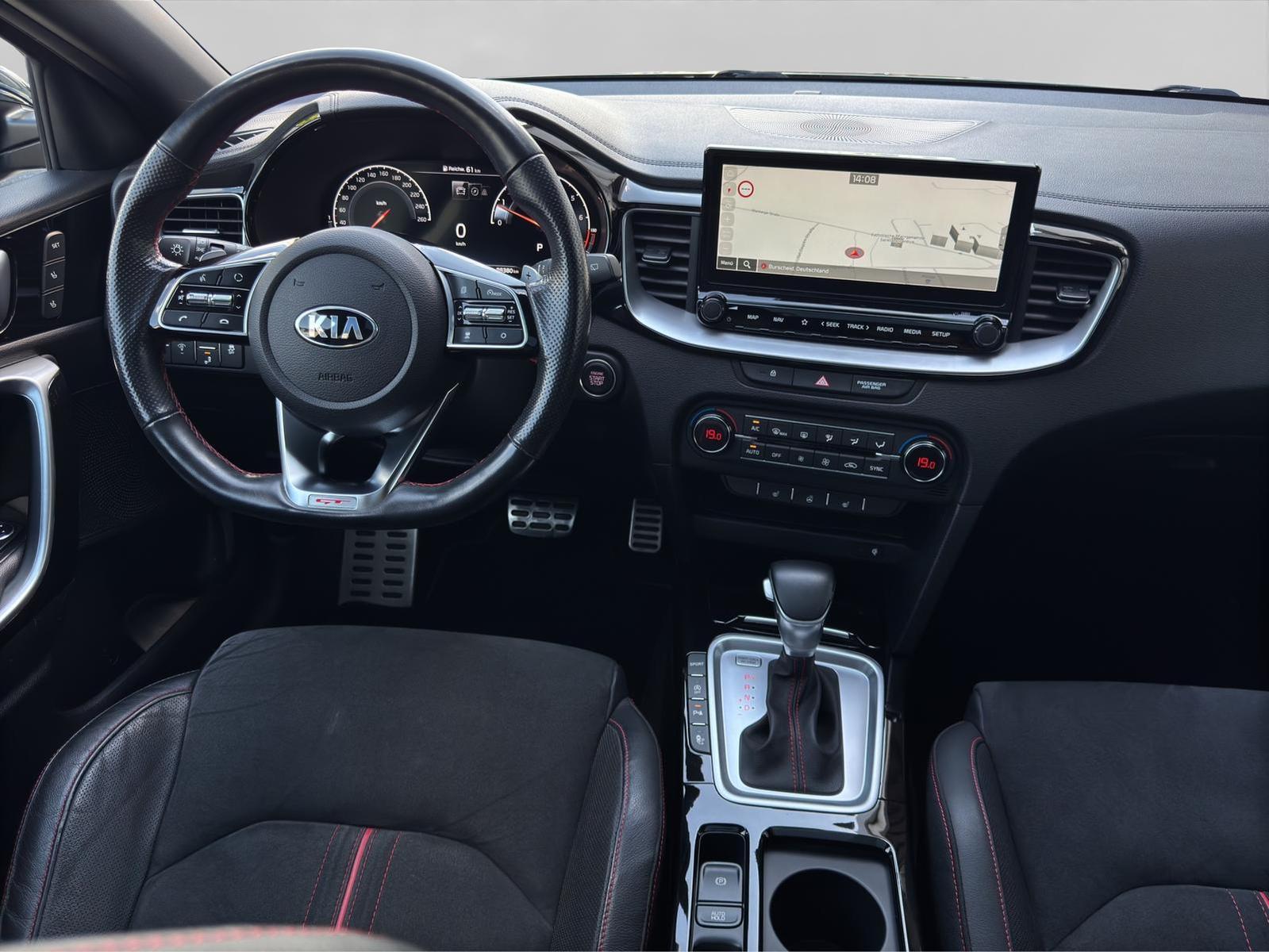 Kia CEED 1.6T GT PANO-DACH+TEIL-LEDER+NAVI+LED-LICHT