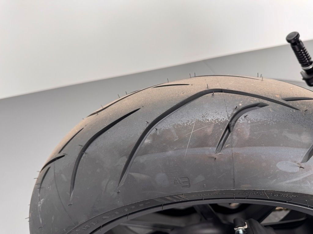 Fahrzeugabbildung BMW S 1000 R *NEUWERTIG *KAUM KILOMETER