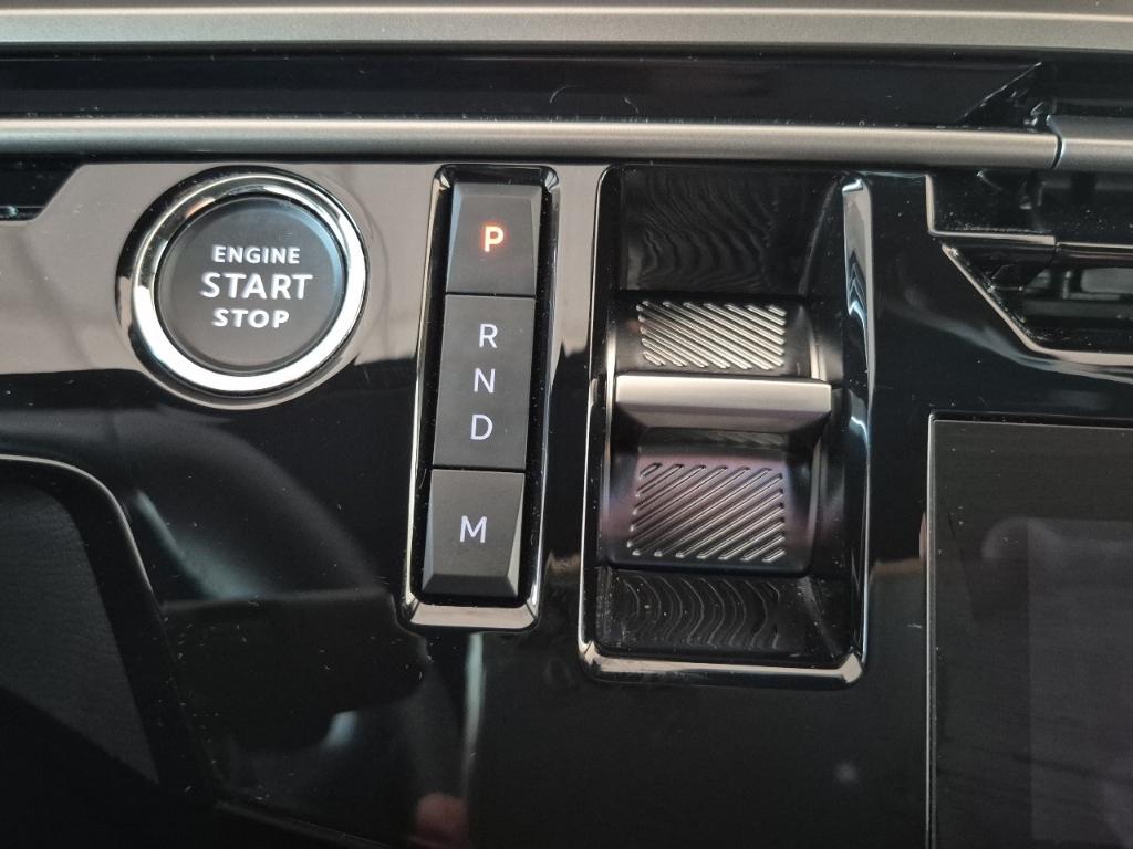 Peugeot 3008 Hybrid Allure AT Shz Navi Kamera 360, миниатюра 18