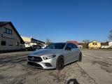 Mercedes-Benz A 220 - Mercedes-Benz mit Benzin-Antrieb: Kleinwagen, Automatik