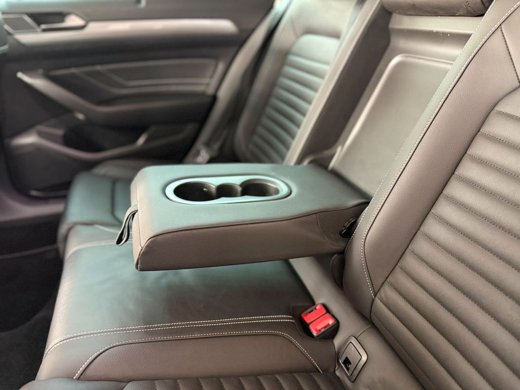 VW Passat Variant - Bild 22